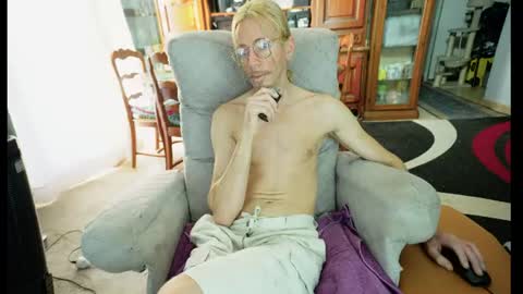 Snapshot of 00jeff31 chatting on July 2026 05:47:02 AM jeff online show from July 2026 05:47:02 AM