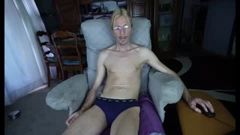 Snapshot of 00jeff31 chatting on July 2026 04:36:02 AM jeff online show from July 2026 04:36:02 AM