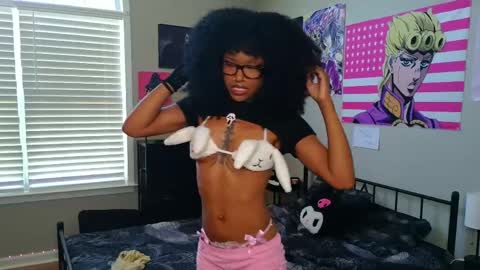 Spookie Baddie online show from April 2026 06:04:02 PM