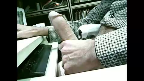 Snapshot of 01quebecboy69 chatting on October 2025 02:50:02 PM 01quebecboy69 online show from October 2025 02:50:02 PM