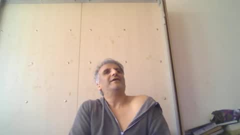 0luvmonkey online show from May 2026 12:32:01 PM