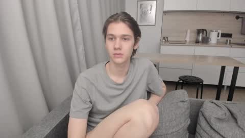 Snapshot of 0verlandd chatting on September 2025 04:39:01 PM Adam online show from September 2025 04:39:01 PM