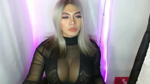 Snapshot of 11inchsinglecious chatting on January 2025 03:11:02 PM HUGECOCK online show from January 2025 03:11:02 PM