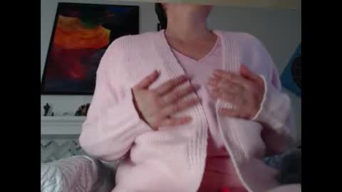 Aurora Willows online show from February 2026 11:09:01 PM