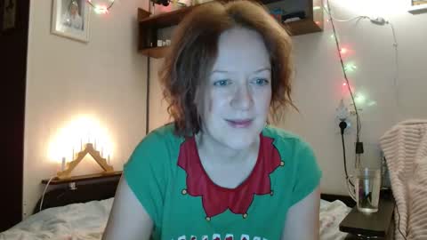 12ennie online show from December 2025 05:59:02 AM