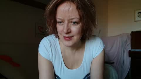 Snapshot of 12ennie chatting on March 2026 07:01:02 AM 12ennie online show from March 2026 07:01:02 AM