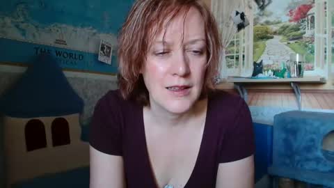 Snapshot of 12ennie chatting on April 2026 07:42:01 AM 12ennie online show from April 2026 07:42:01 AM