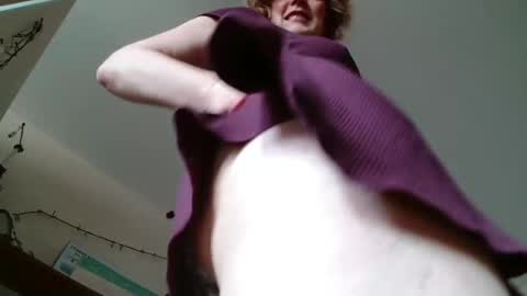 Snapshot of 12ennie chatting on April 2026 08:20:01 AM 12ennie online show from April 2026 08:20:01 AM