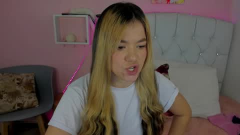 18candy online show from April 2026 12:01:01 PM