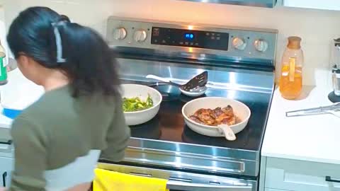 Tong  Ralph online show from March 2026 12:14:01 AM