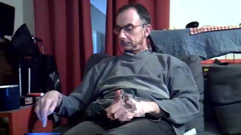 18remy45 online show from April 2026 11:55:02 AM