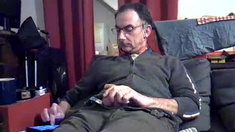 Snapshot of 18remy45 chatting on May 2026 08:06:02 PM 18remy45 online show from May 2026 08:06:02 PM