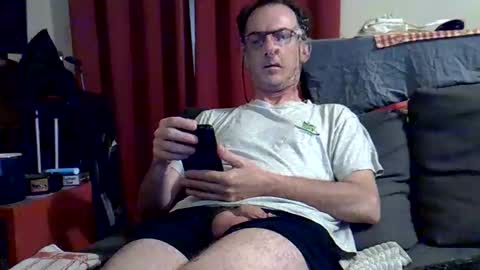 Snapshot of 18remy45 chatting on May 2026 08:22:01 AM 18remy45 online show from May 2026 08:22:01 AM