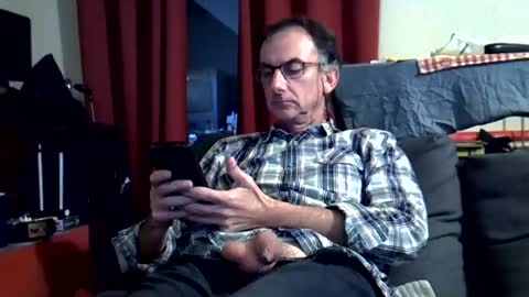 Snapshot of 18remy45 chatting on June 2026 07:01:02 PM 18remy45 online show from June 2026 07:01:02 PM