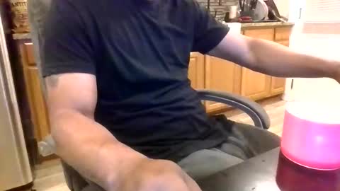 Iwantu2feelme online show from April 2026 02:01:01 AM