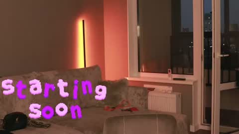 Lily 3 online show from June 2026 06:21:02 PM