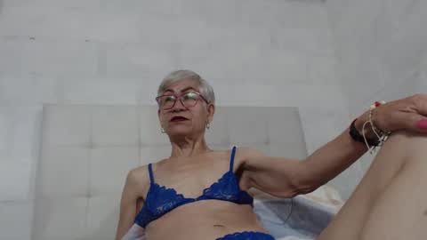 Snapshot of 1miss_monserrate chatting on February 2025 01:43:02 PM Miss Monserrate online show from February 2025 01:43:02 PM