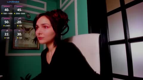 Moona  online show from February 2026 07:46:01 AM