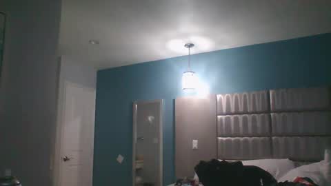 Snapshot of 1nastya8 chatting on December 2024 05:55:01 PM TheShyOne18 online show from December 2024 05:55:01 PM