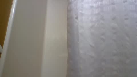 TheShyOne18 online show from April 2026 05:30:02 PM