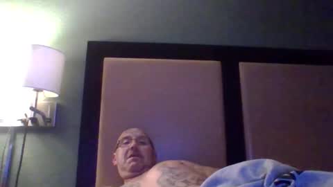 TheShyOne18 online show from April 2026 11:44:02 AM