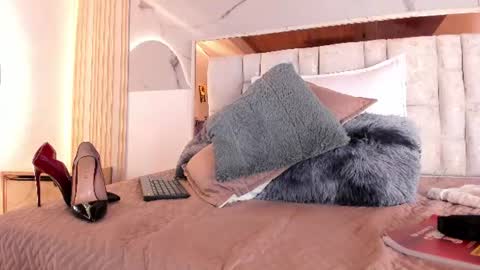 Snapshot of 1naughty_milf chatting on July 2026 03:29:02 PM Luisa online show from July 2026 03:29:02 PM