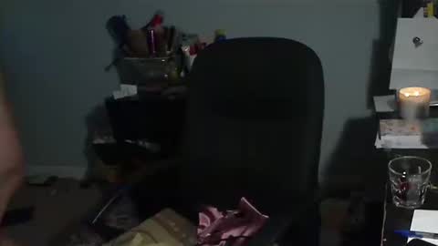 Susan online show from October 2025 01:53:02 AM