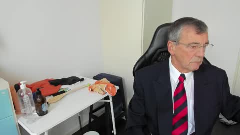 Henk online show from November 2025 01:48:01 PM