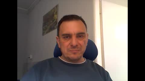 2025eyesforyou online show from April 2026 07:49:01 AM