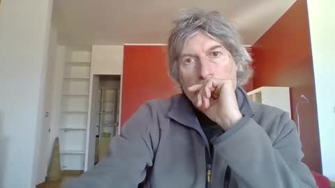 Snapshot of 22esserre chatting on February 2025 01:21:02 PM 22esserre online show from February 2025 01:21:02 PM