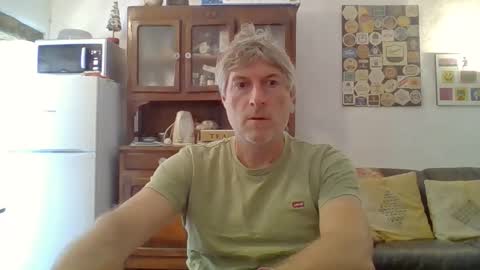 Snapshot of 22esserre chatting on September 2025 11:48:01 AM 22esserre online show from September 2025 11:48:01 AM