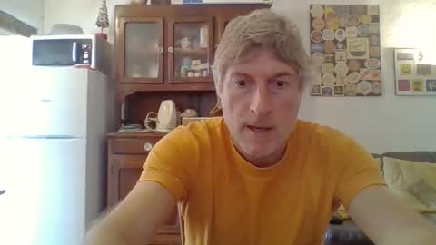 Snapshot of 22esserre chatting on October 2025 12:48:02 PM 22esserre online show from October 2025 12:48:02 PM