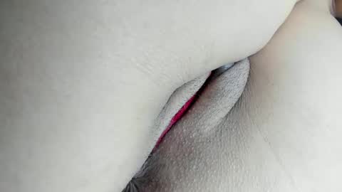 Isabella online show from January 2025 01:52:01 PM