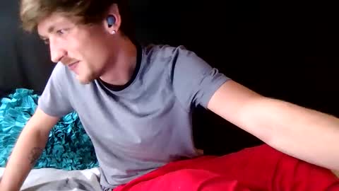 Snapshot of 27tnguy chatting on February 2026 09:09:02 AM 27tnguy online show from February 2026 09:09:02 AM