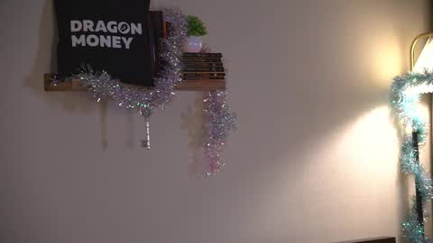 Snapshot of 2girls_1dream chatting on January 2026 06:40:02 AM Elley online show from January 2026 06:40:02 AM