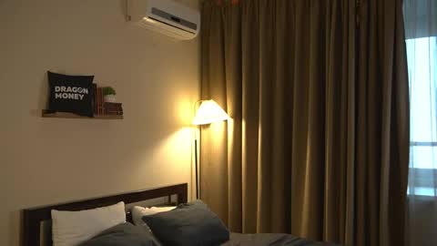 Elley  online show from February 2026 06:32:02 AM