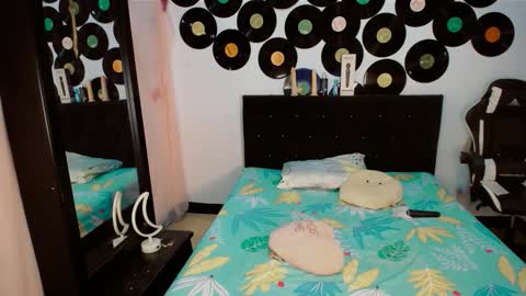 samantha sharon online show from February 2026 08:43:01 AM