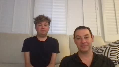 Snapshot of 2hungboys chatting on April 2026 06:49:01 AM Roommates online show from April 2026 06:49:01 AM