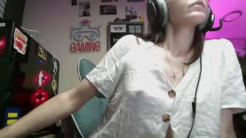 Snapshot of 2photogs_raw chatting on January 2026 05:43:01 AM 2photogs_raw online show from January 2026 05:43:01 AM