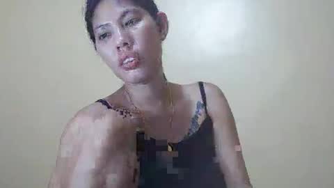 Snapshot of 2pinaybeauty chatting on November 2025 11:54:01 AM 2pinaybeauty online show from November 2025 11:54:01 AM