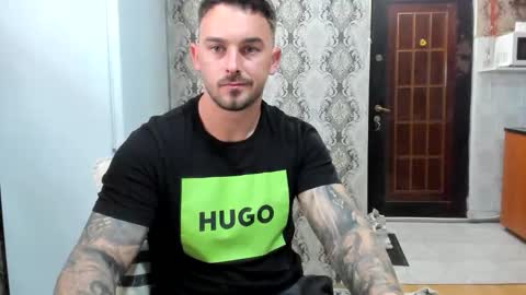 2sexymuscles online show from May 2026 10:05:01 PM