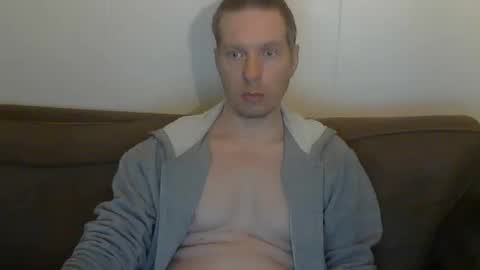 Snapshot of 2small4you83 chatting on February 2026 11:36:02 PM 2small4you83 online show from February 2026 11:36:02 PM