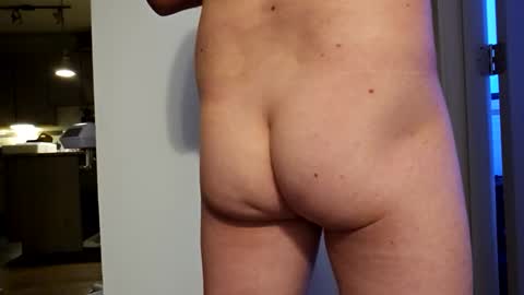 2stroke82 online show from April 2026 11:09:02 PM