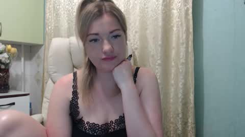 Snapshot of 3sweetcandy3 chatting on May 2026 10:48:02 PM 3sweetcandy3 online show from May 2026 10:48:02 PM
