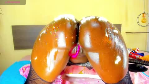 xiara online show from April 2026 10:25:02 PM