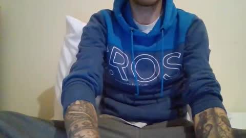 420feetloverr420 online show from September 2025 12:12:02 AM