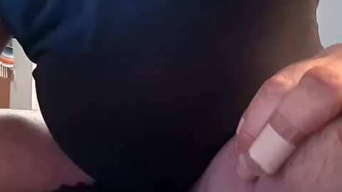 Snapshot of 48_yearoldho chatting on March 2025 02:51:02 AM FreddyG online show from March 2025 02:51:02 AM