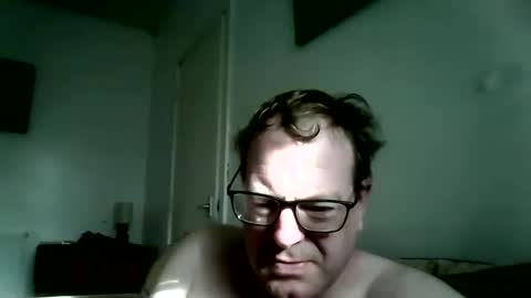 robert online show from April 2026 08:08:01 AM