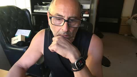 daddy vegas  for single women and couples here online show from January 2026 07:50:02 PM