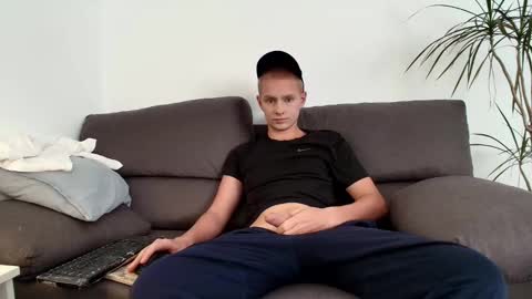 Snapshot of 696frank chatting on November 2025 03:21:01 PM chico online show from November 2025 03:21:01 PM